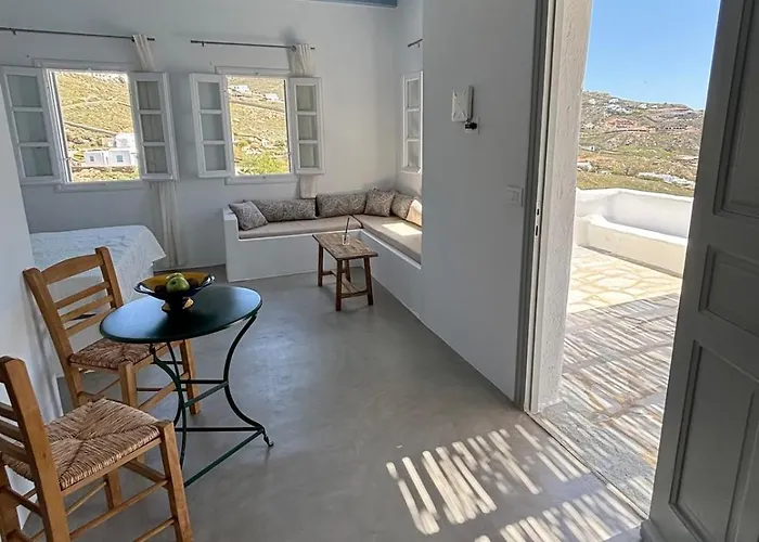 Blue And White Mykonos Ap2 *